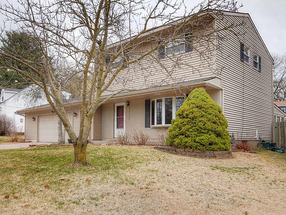 3rd image of 4950 Westshire Dr NW