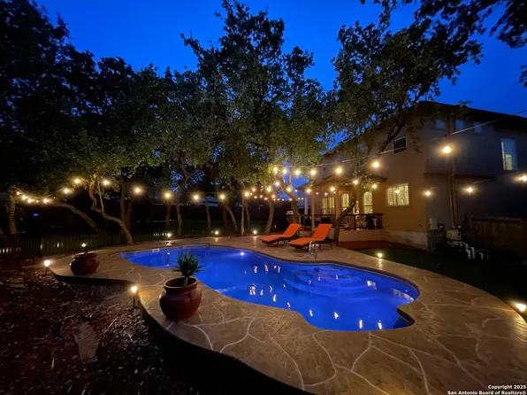 26126 Canyon Wren, San Antonio, TX 78260