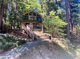 2373 Rim Of The World Dr, Running Springs, CA 92382