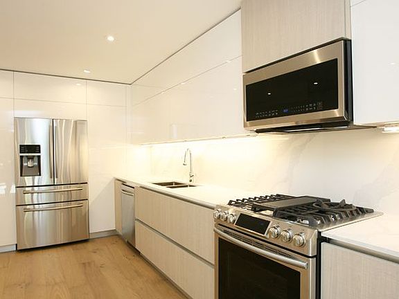 5th image of 48 McGill St