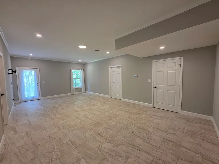 2397 Ashbury Ct — Photo 8