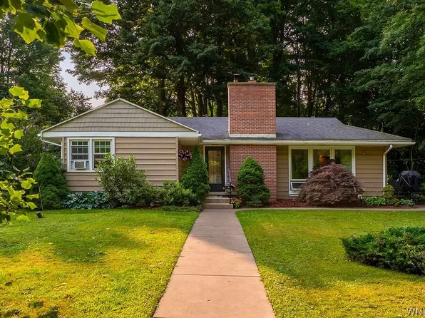 4715 Clark St, Hamburg, NY 14075