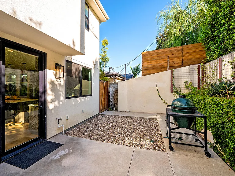 33903 Robles Dr — Photo 35
