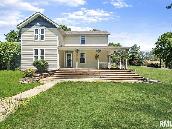 4th image of 2605 W 1st St