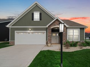 499 Cherrywood Dr, Chesterton, IN