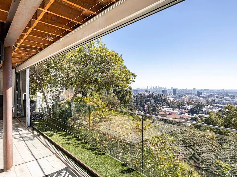6928 Los Tilos Rd — Photo 23