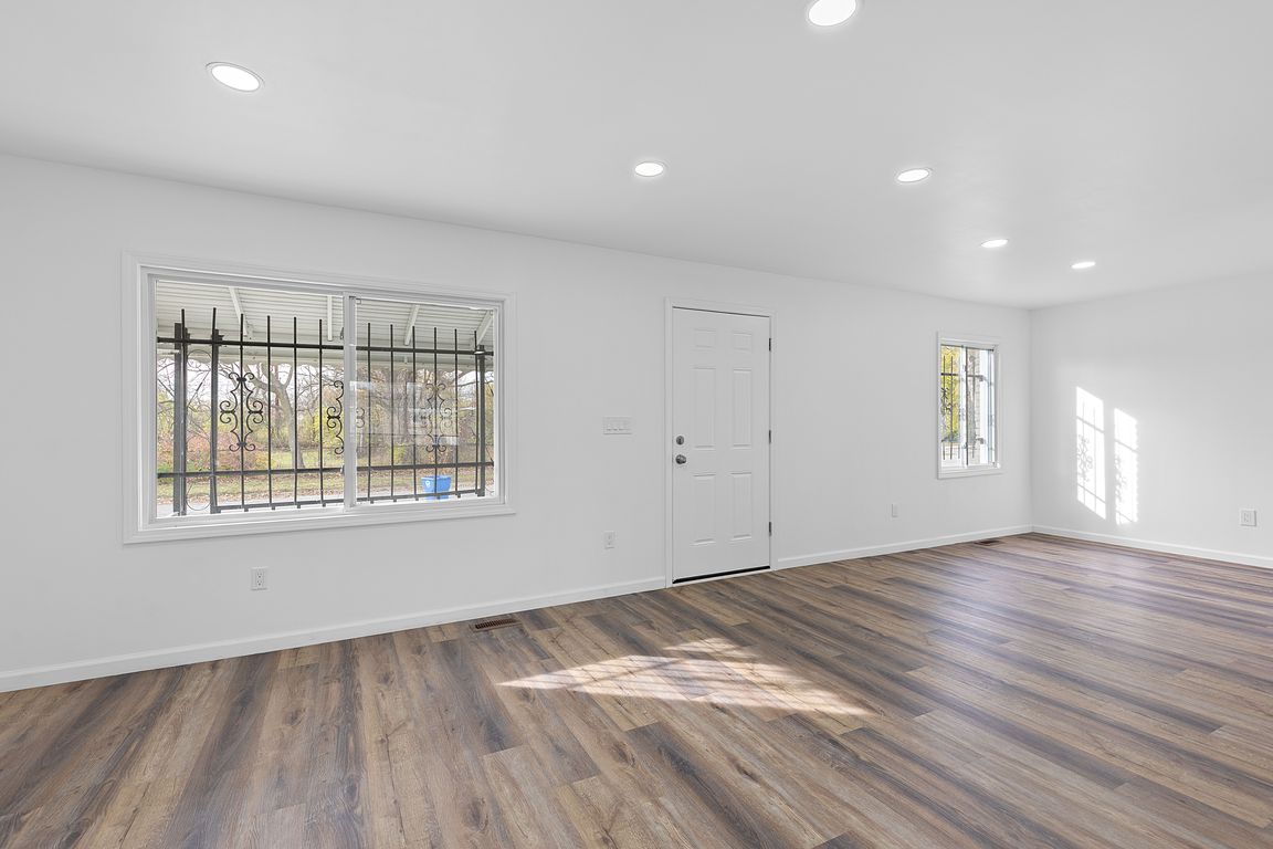 next background image