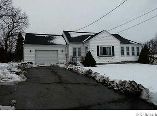 341 Salt Rd, Webster, NY 14580