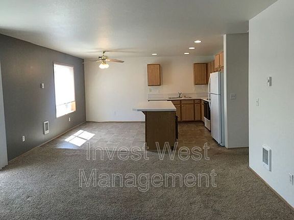 3rd image of 1718 SE 11th Ave APT 302