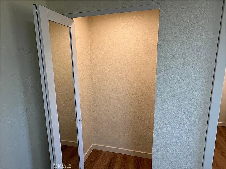 696 S Foisy St — Photo 10