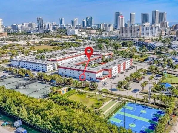 580 Egret Dr APT 111, Hallandale Beach, FL 33009