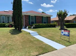2702 E Wentwood Dr, Carrollton, TX 75007