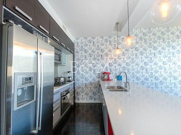 2nd image of 170 N 11th St APT 6A