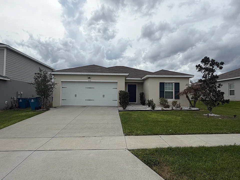 216 Fiddlewood Ct