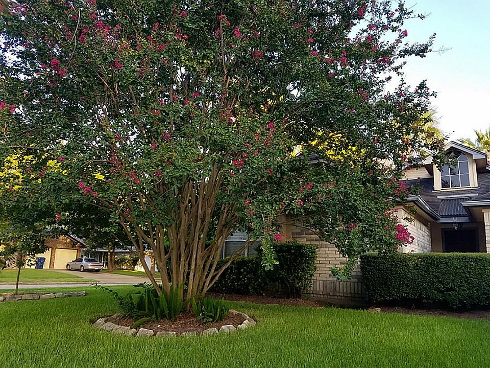 1st image of 8403 Elm Lake Dr