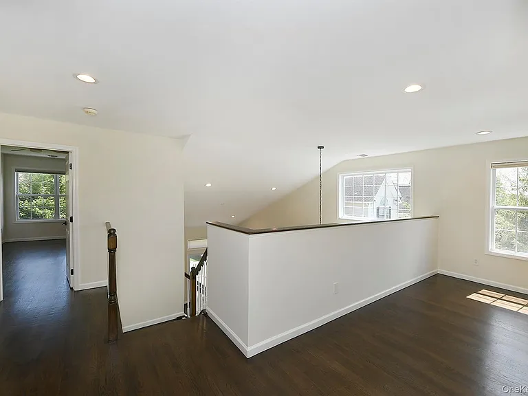 9 Manitou Trl — Photo 28