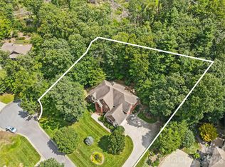 46 Beale Ct, Fletcher, NC 28732