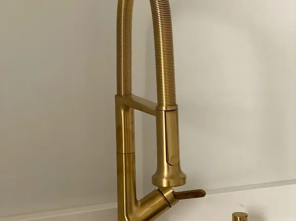 9 Saint Margarets St #9C, Buzzards Bay, MA 02532