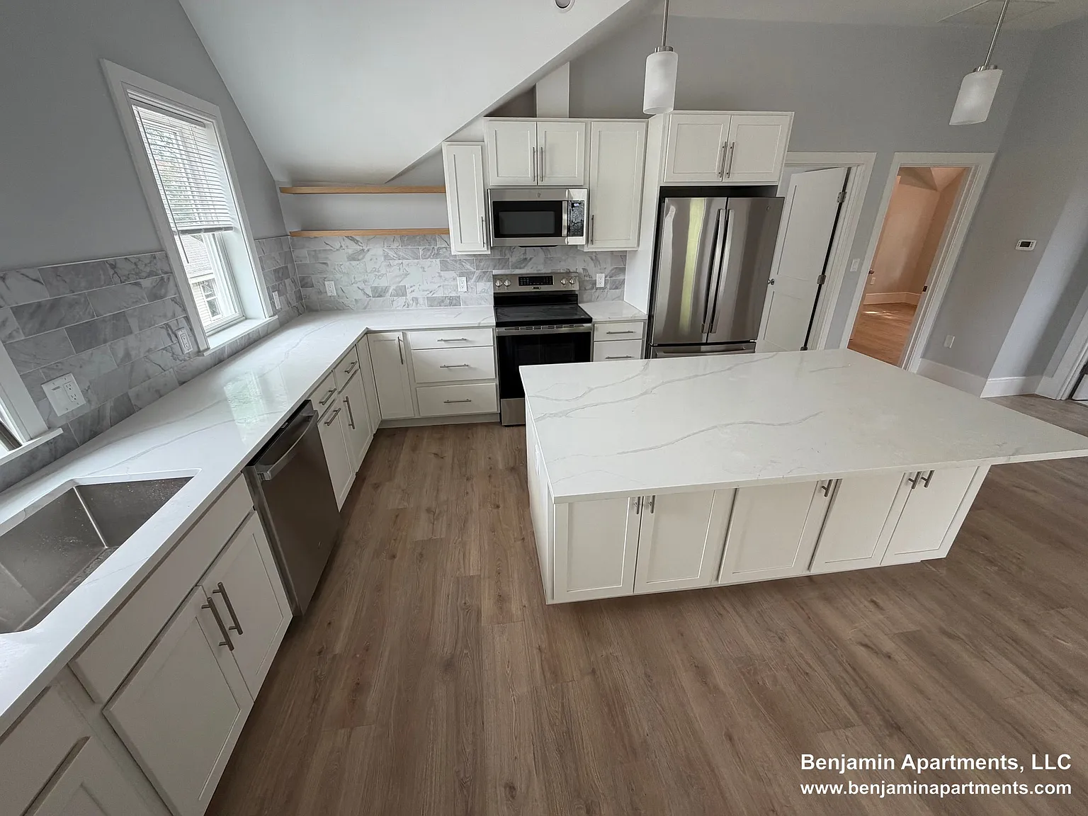 3 bed, $4,800 — Photo 3