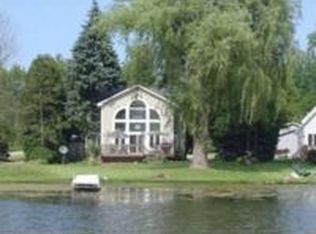 5745 Mabley Hill Rd, Fenton, MI 48430