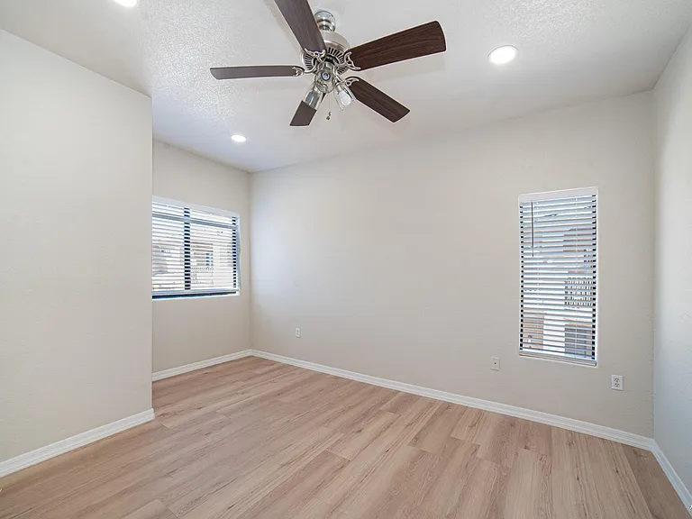 3558 W 22nd Pl #A — Photo 19