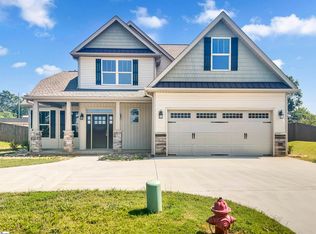 408 Bridlecrest Ln, Greer, SC 29651