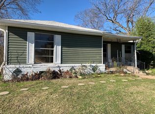 405 NE 37th St, Grand Prairie, TX 75050