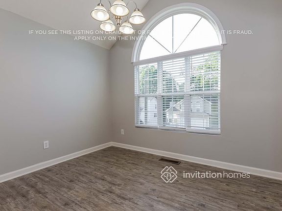 5th image of 1722 Graywood Dr SE