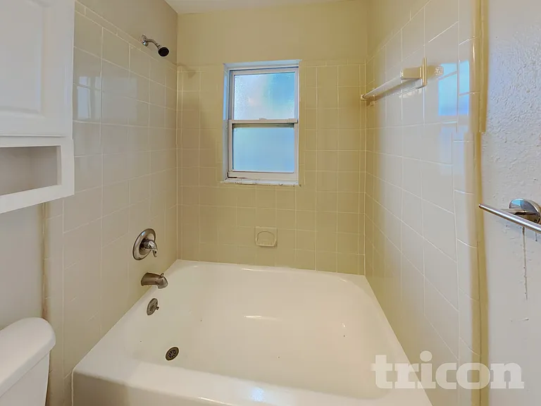 2810 Manor Hill Dr — Photo 15