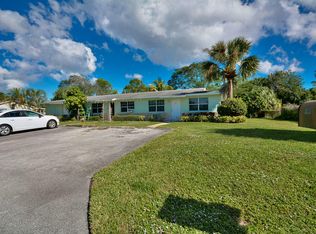 9374 Sunrise Dr, West Palm Beach, FL 33403