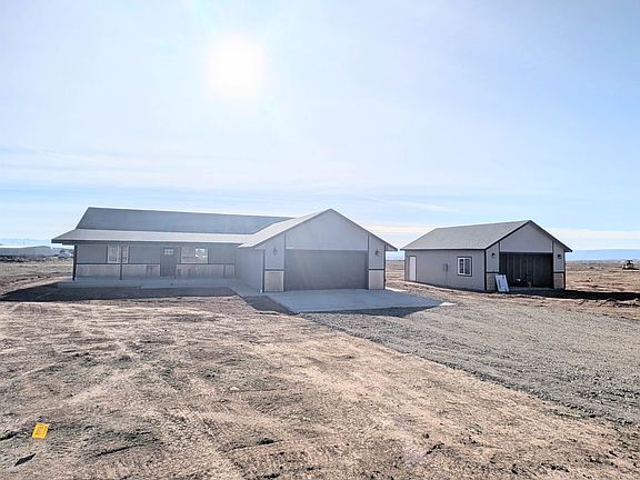 2nd image of 20224 Lilac Ct