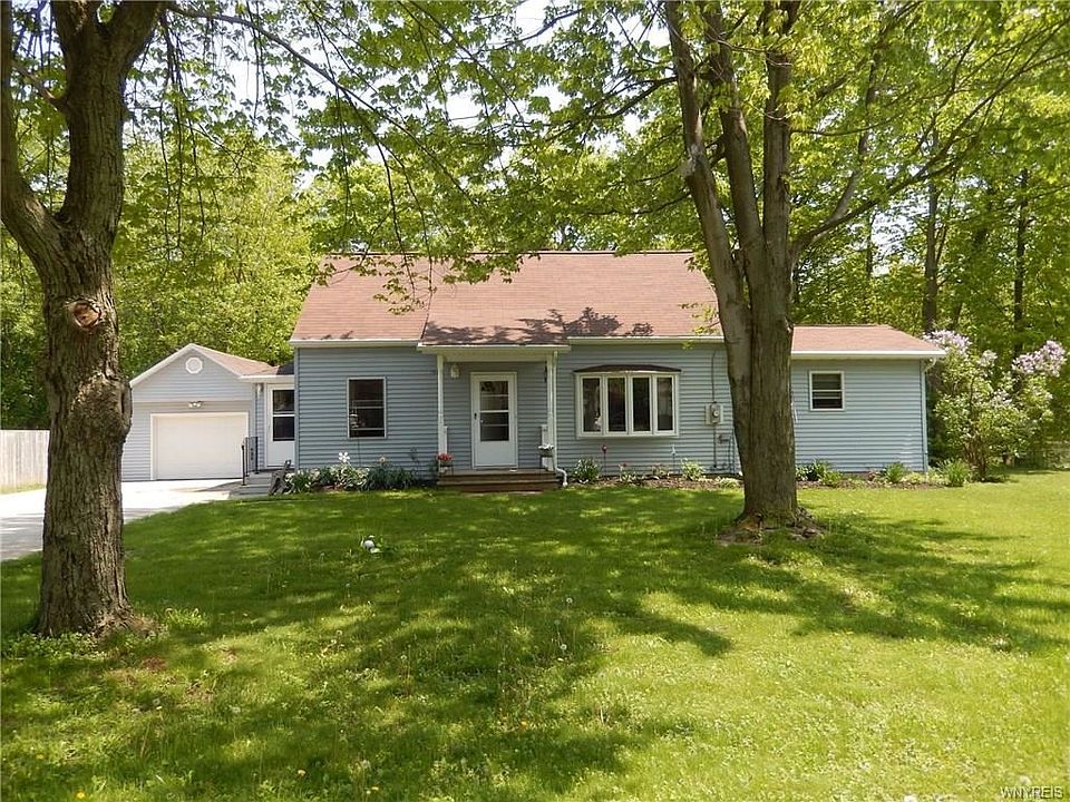 1st image of 5813 East Ln