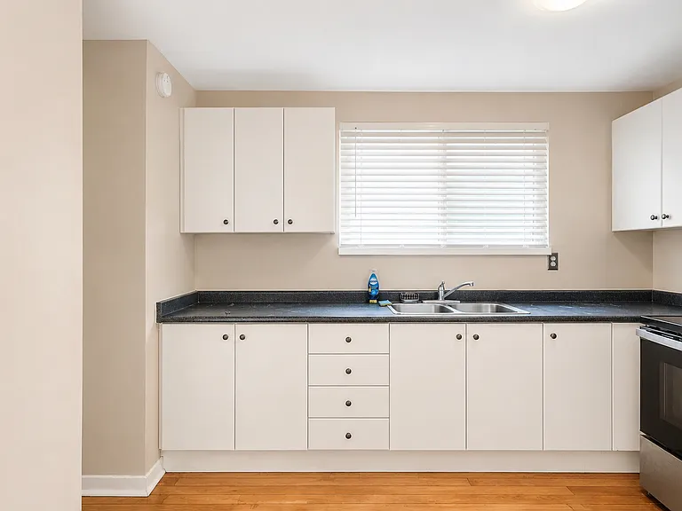 1350 Winding Trl — Photo 26