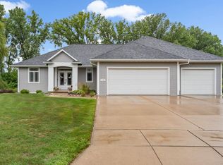 1705 Snow Mass Ct, Green Bay, WI 54313