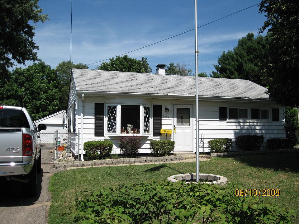 1st image of 196 Morgan Ave W