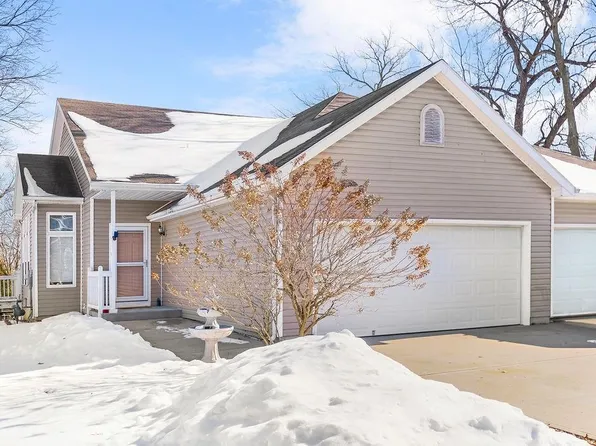 111 S Prospect St, Kearney, MO 64060