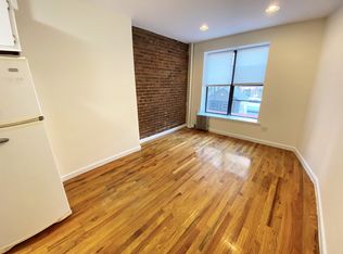322 E 6th St APT SFW, New York, NY 10003