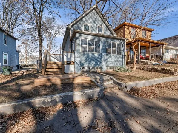 512 Ottawa St, Leavenworth, KS 66048