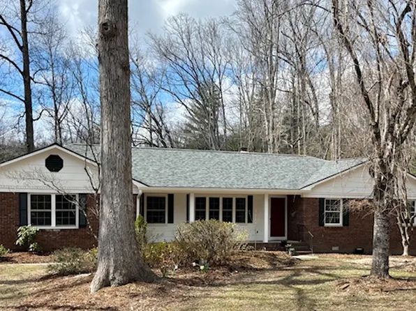 201 Camellia Way, Laurel Park, NC 28739