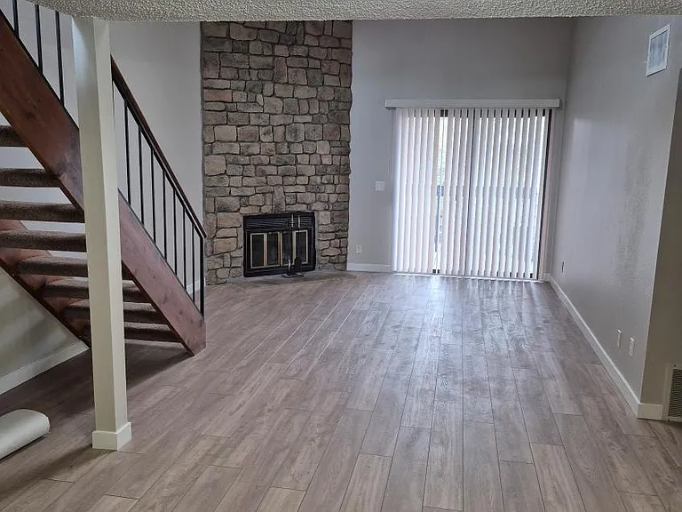326 Wright St #306 — Photo 1