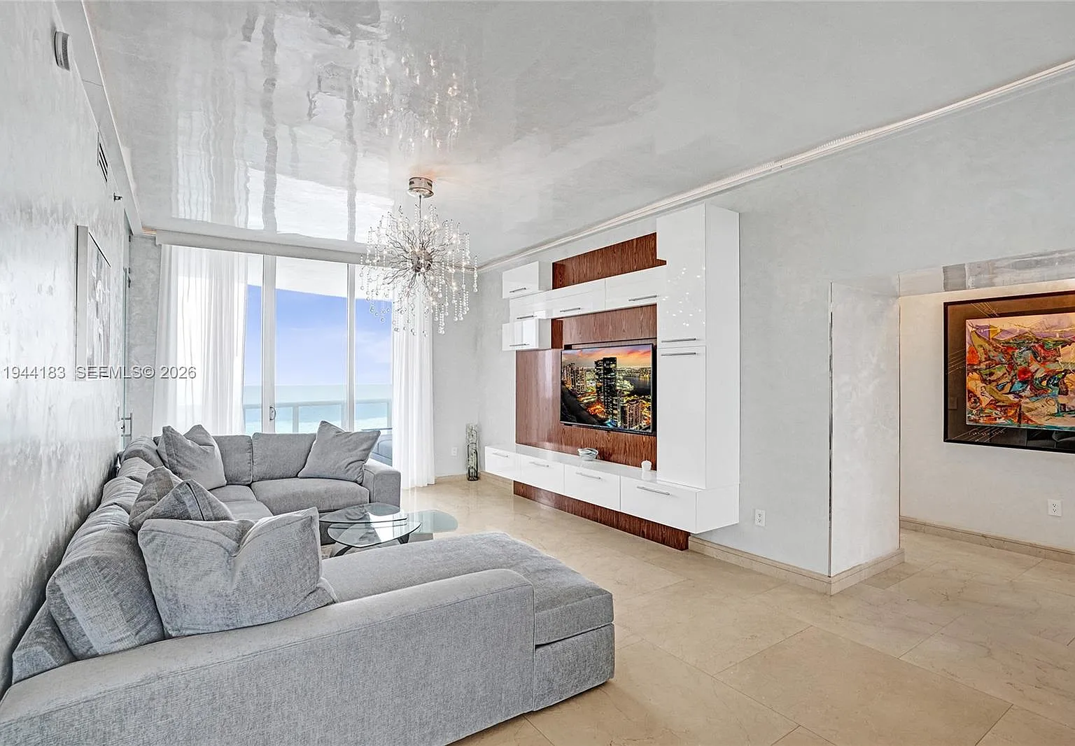Tdr Tower Ii Condo — Photo 3