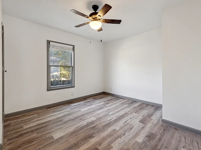 843 Zachry Dr — Photo 27