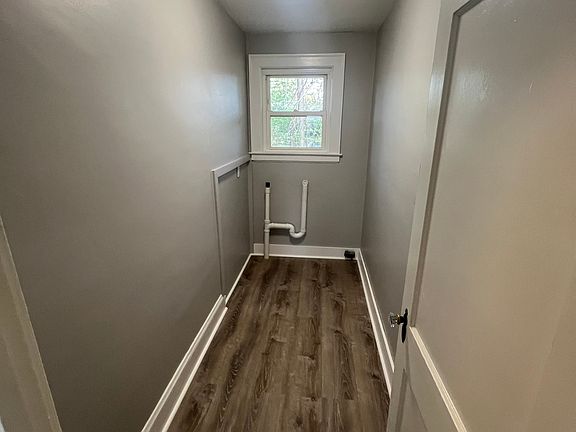 Laundry/Pantry Room