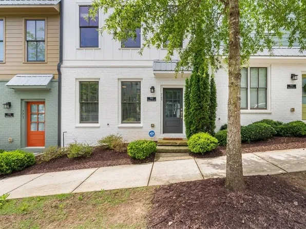 769 Hamilton Cir, Atlanta, GA 30312