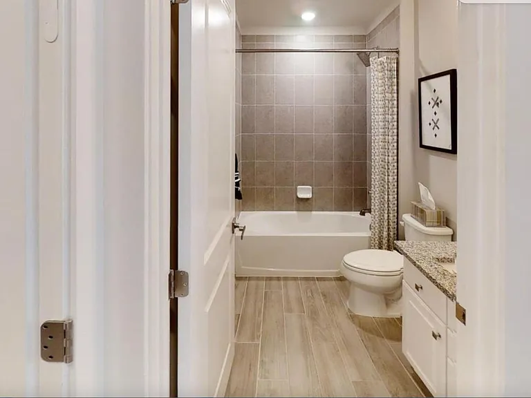 Full bathroom in the basement
