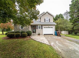 119 Ada Ln, Advance, NC 27006