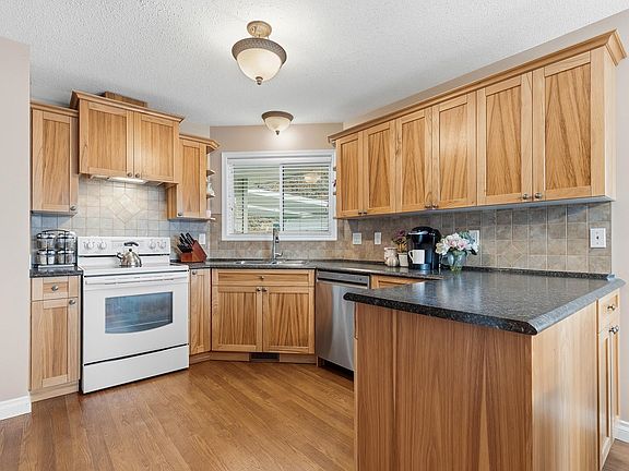 3rd image of 6001 Promontory Rd #174