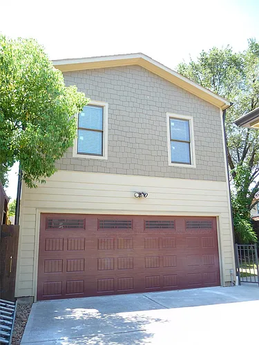1009 Peden St Photo 1