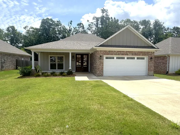 1021 Ida Grace Trl, New Albany, MS 38652