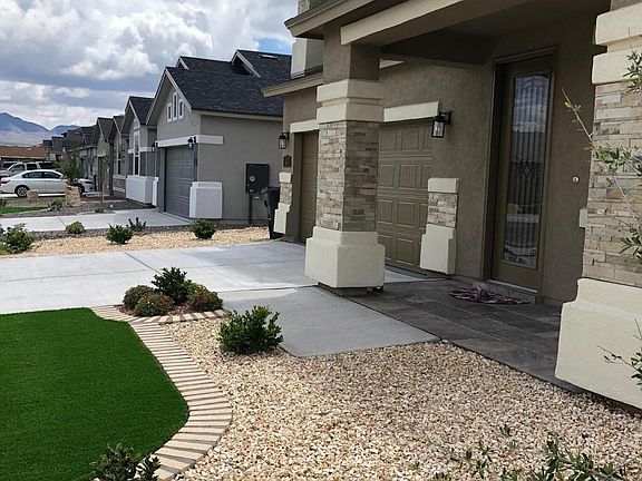 3rd image of 561 Circle Dr